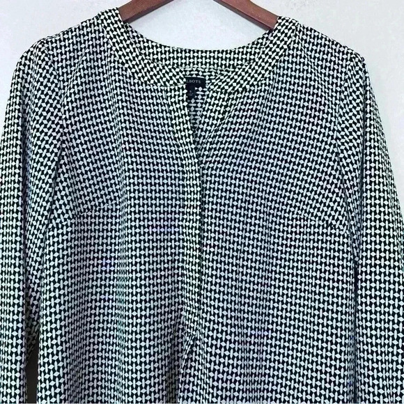 TALBOTS Women Slippery Polyester Blouse Long Sleeve Black White Geometric Print - Picture 4 of 11
